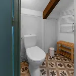 Bains Callou Situee Face Aux Thermes *