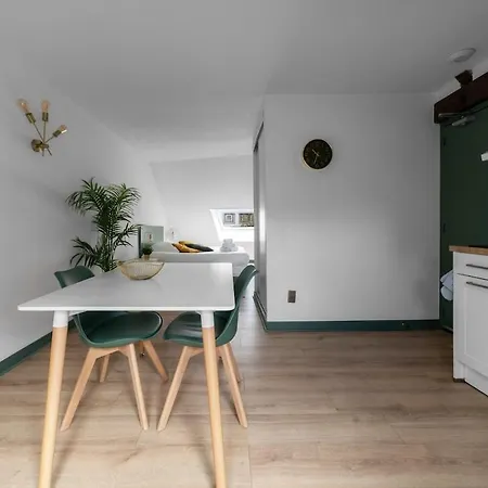 Apartament Bains Callou Situee Face Aux Thermes
