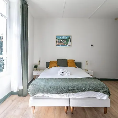 Apartament Bains Callou Situee Face Aux Thermes