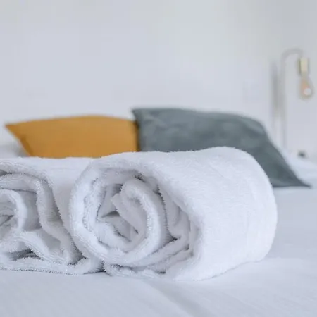 Bains Callou Situee Face Aux Thermes Διαμέρισμα *