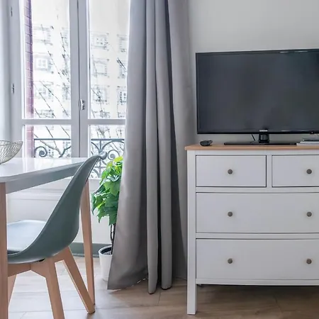 Apartament Bains Callou Situee Face Aux Thermes Vichy