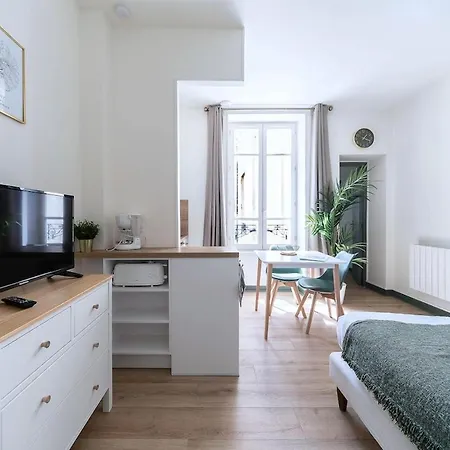 Bains Callou Situee Face Aux Thermes Διαμέρισμα