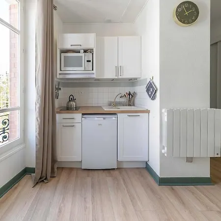 Apartament Bains Callou Situee Face Aux Thermes *
