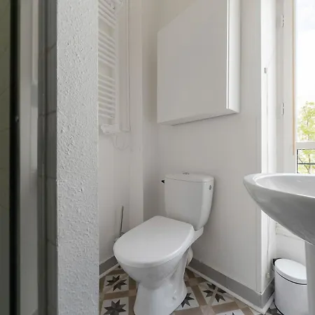 Διαμέρισμα Bains Callou Situee Face Aux Thermes Βισύ