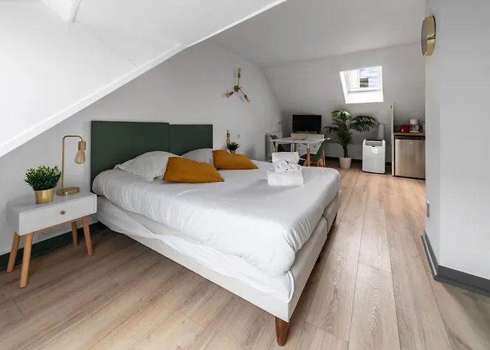 Bains Callou Situee Face Aux Thermes Apartment *